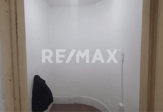 LOCAL COMERCIAL EN VENTA – NARVARTE PONIENTE