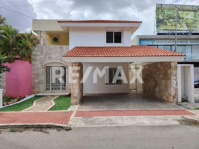 Casa Residencial en Monterreal, Mérida