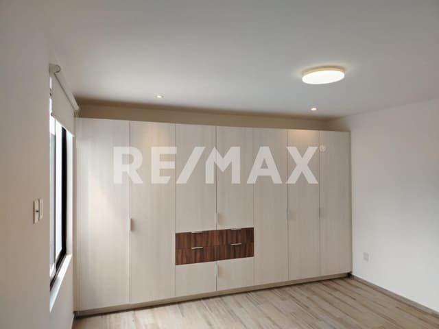 VENTA DE DEPARTAMENTO EN PLANTA BAJA EN CORREGIDORA