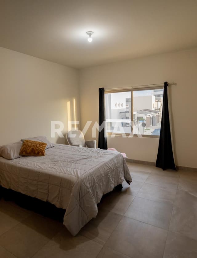 SE VENDE CASA EN CALZADA RESIDENCIAL