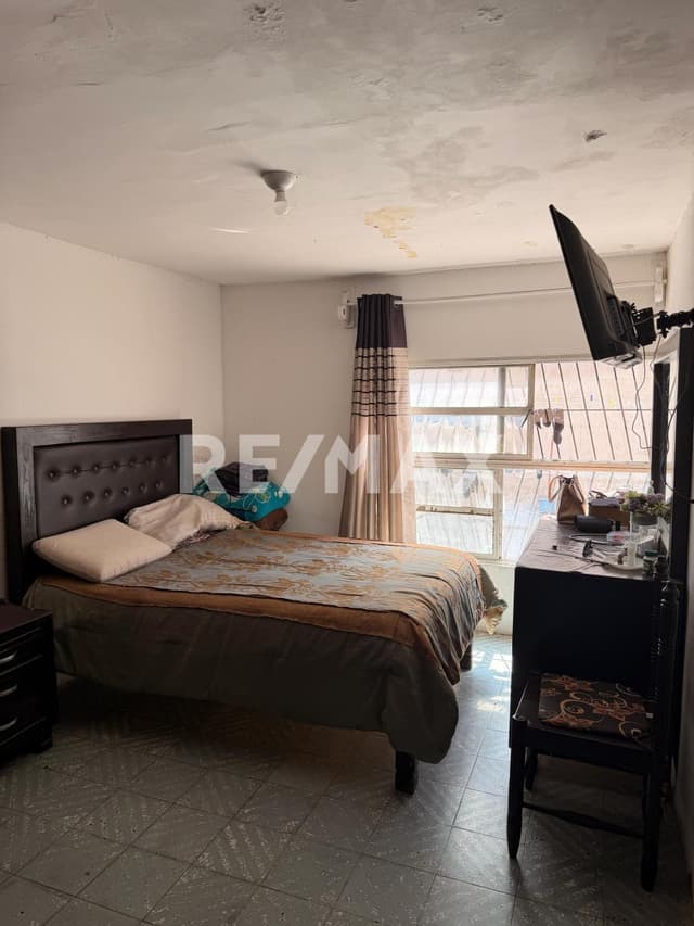 CASA EN VENTA EN VALLE SUR IDEAL PARA INVERSIONISTA 