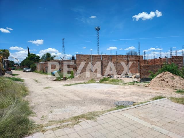 Terreno en venta al Norte en Corral de barrancos