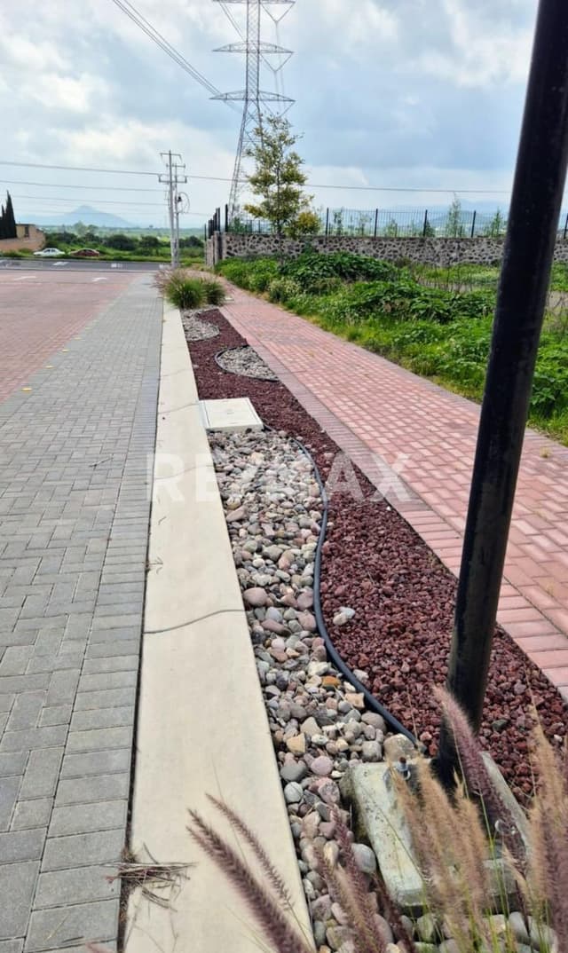 VENTA CIUDAD MADERAS CORREGIDORA