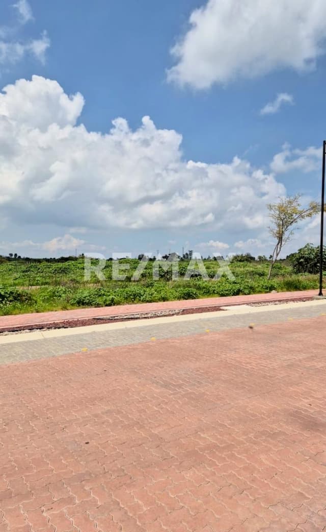 VENTA CIUDAD MADERAS CORREGIDORA