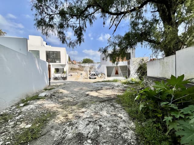 Venta de terreno el Lomas de Atzingo, Cuernavaca, Morelos...Clave 5928