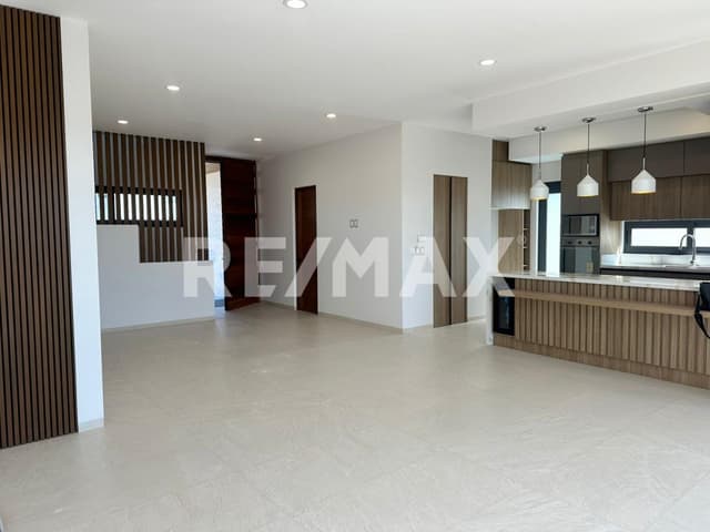 CASA EN VENTA EN CAMPANARIO NORTE