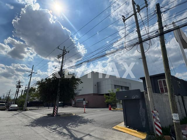 BODEGA USO INDUSTRIAL EN RENTA