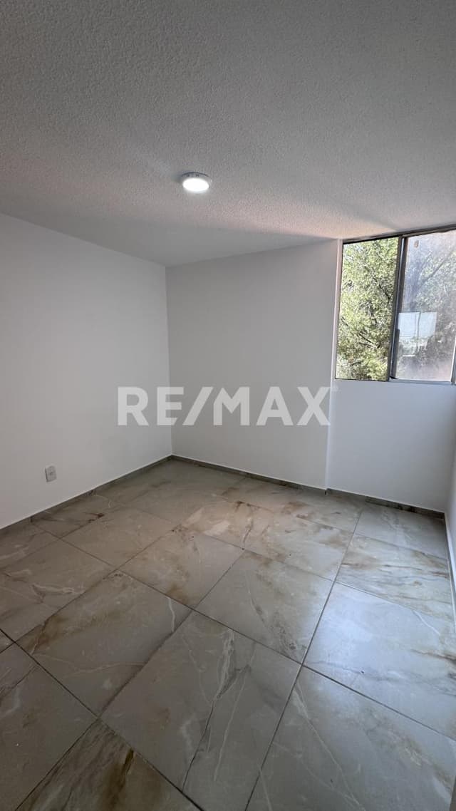 Departamento en Venta en Unidad Habitacional Los Olivos