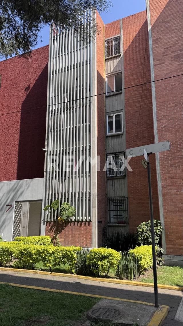 Departamento en Venta en Unidad Habitacional Los Olivos