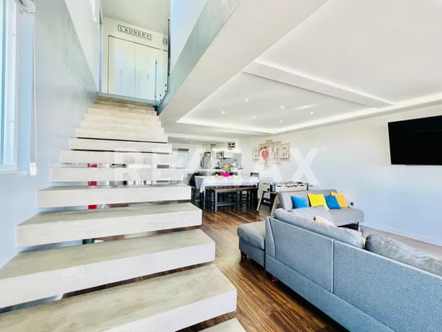 PUNTA AZUL RESIDENCIAL CASA EN VENTA