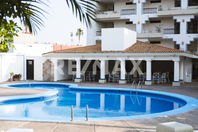 Departamento en venta en zona dorada en Mazatlan