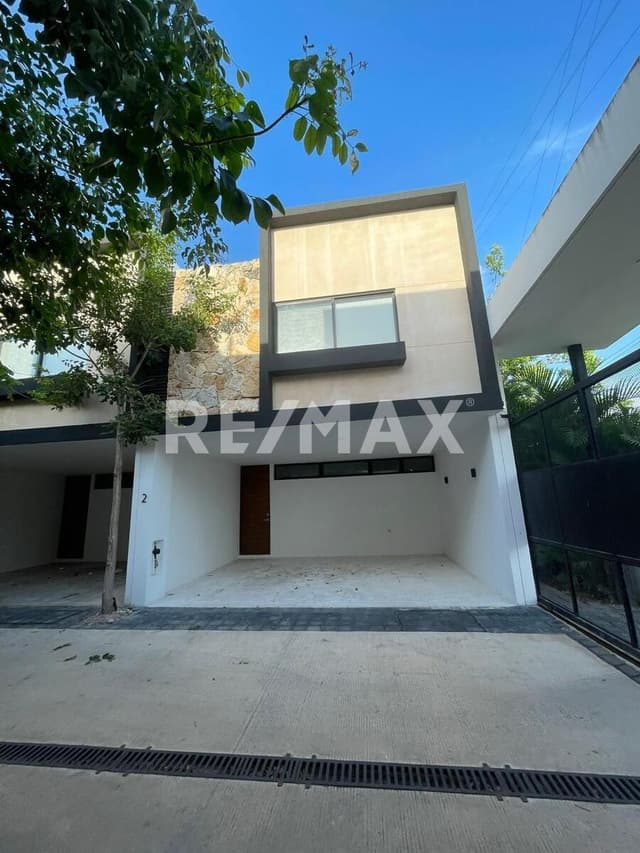 Townhouse VENTA en Montebello