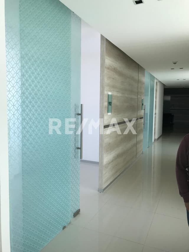 VENTA DE CONSULTORIO MEDICO TORRES MEDICAS ANGELOPOLIS 