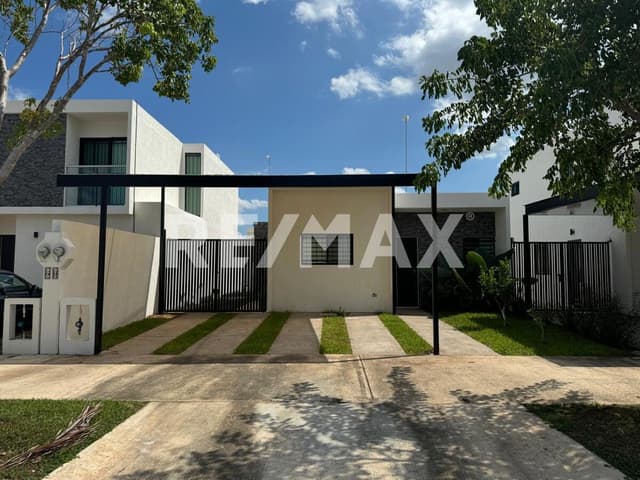 Casa en renta amueblada, equipada, con servicios incluidos, y paneles solares