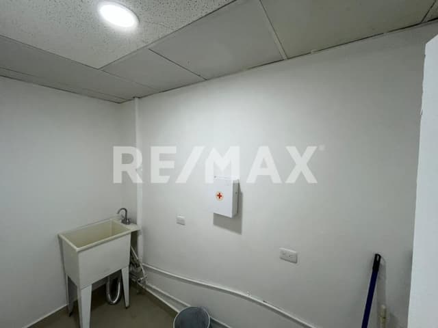 OFICINA EN RENTA DE 88.58 M2 EN ZONA URBANA RIO TIJUANA, B.C.