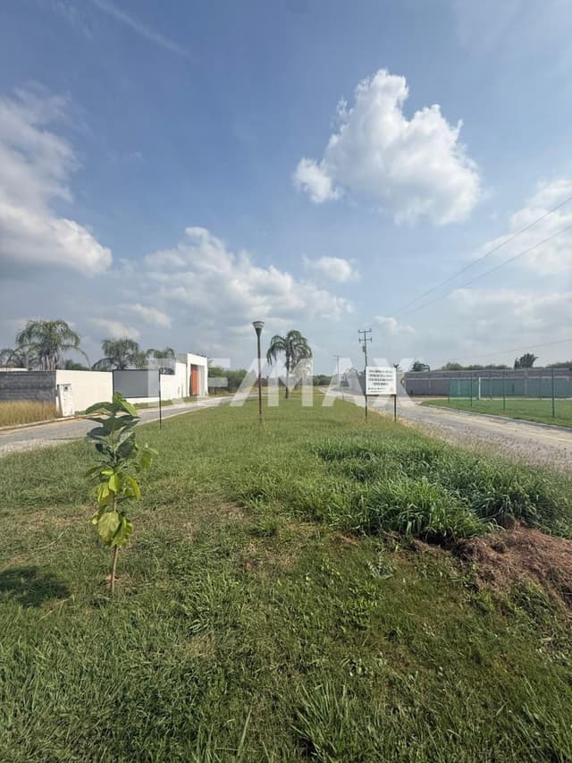 Terreno en venta en Fraccionamiento Campestre Villa Soleada – Cadereyta, N.L.