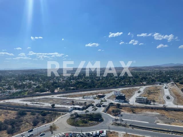 Oficina en RENTA en JURICA