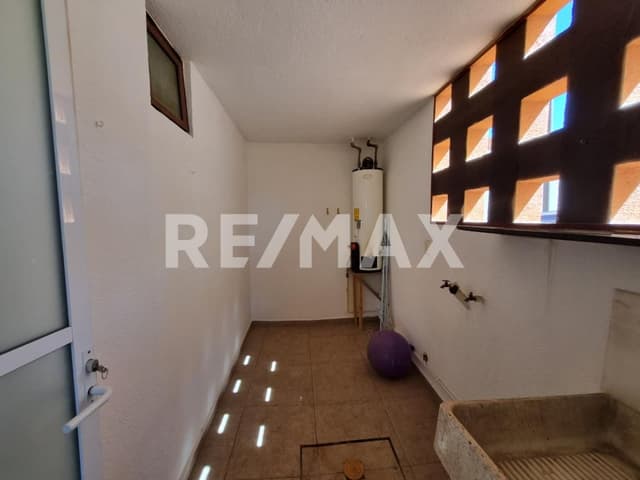 CASA EN RENTA EN CONDOMINIO