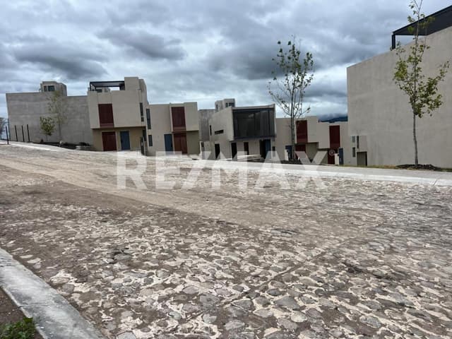 VENTA CASA EN JURIQUILLA QUERETARO