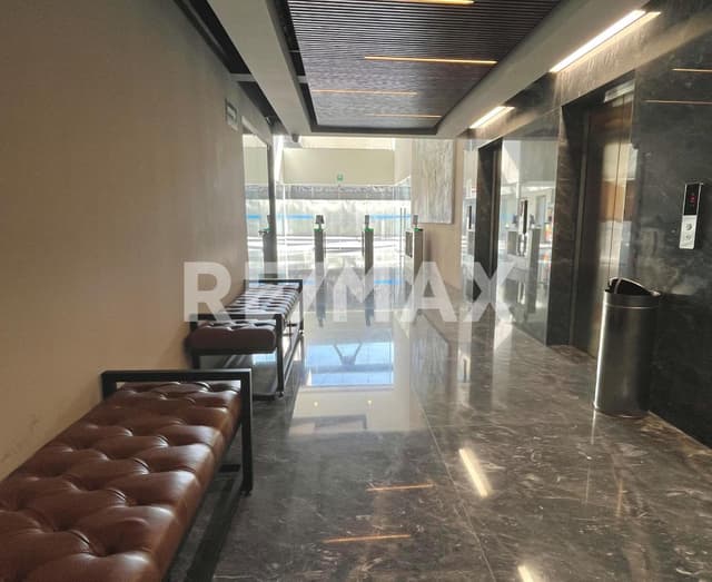 RENTA OFICINA WTC DE JURIQUILLA.