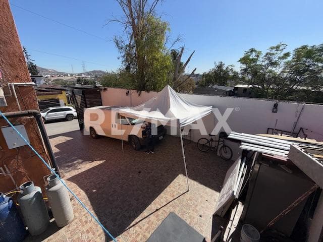 Casa en VENTA con departamentos anexos en Tijuana