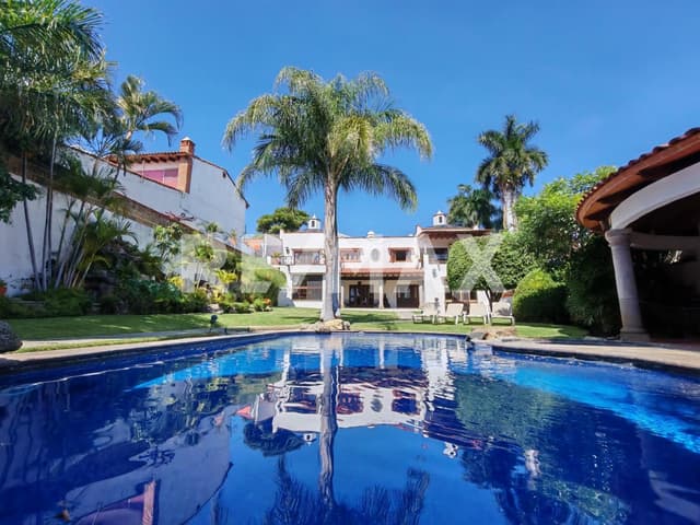 Venta de casa en el Fracc. Burgos Bugambilias, Temixco, Morelos...Clave 5944