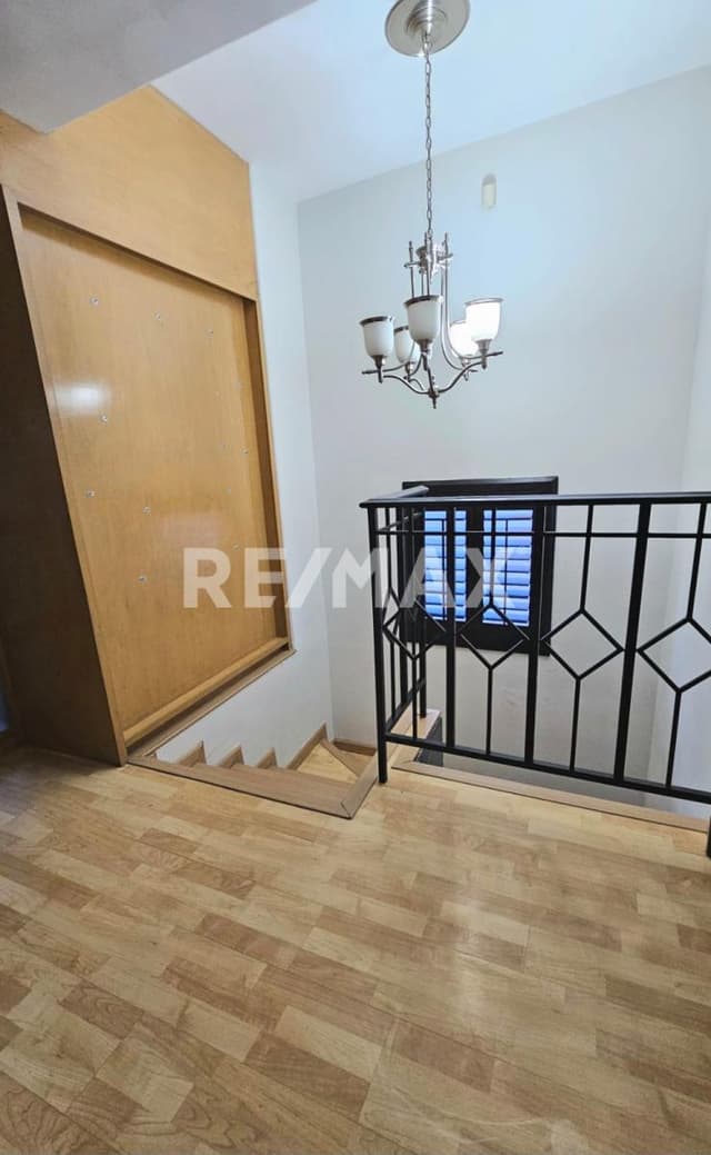 EN RENTA CASA PUERTA DE ALCALÁ