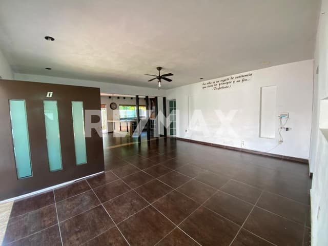 CASA EN VENTA VERGELES DE OAXTEPEC