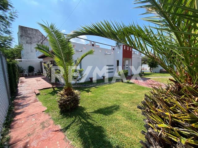 CASA EN VENTA VERGELES DE OAXTEPEC