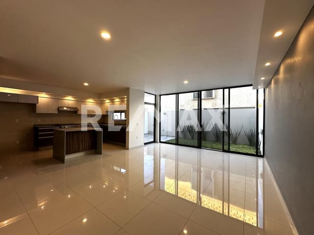 Casa en Coto Altanza en Soaré III, Solares, Zapopan