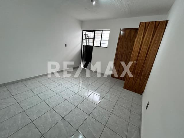 Departamento en renta Jardines Alcalde planta baja