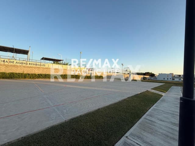 TERRENO EN VENTA EN PARAISO MARINA