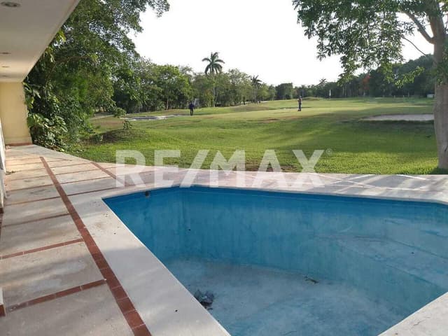 Casa en Venta frente al campo de Golf