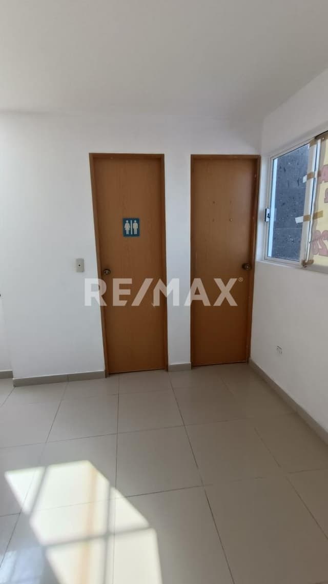 Renta de Local Comercial en Las Trojes, Corregidora, Querètaro