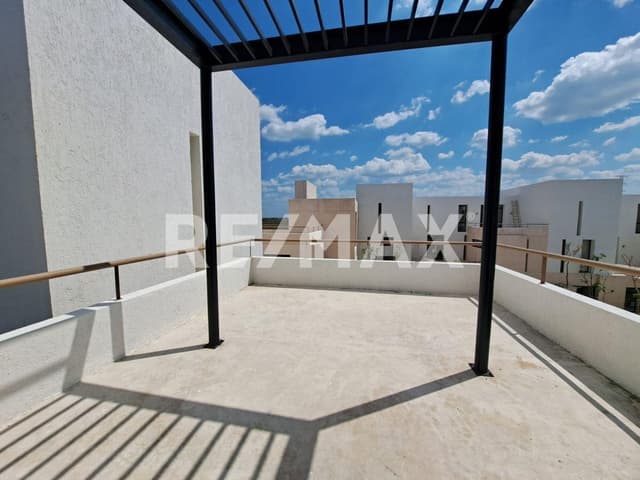 Renta departamento con terraza en Complejo OMH, Temozon Norte, Merida Yucatán
