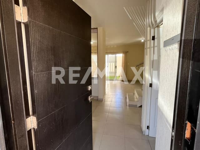 Casa en Renta en Alta California 