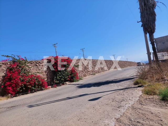 Terreno en Venta en la Costa de Rosarito – Ideal para Construir tu Hogar Soñado
