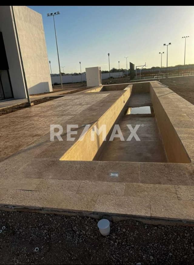 TERRENO RESIDENCIAL EN VENTA EN PRIVADA LIVALIA