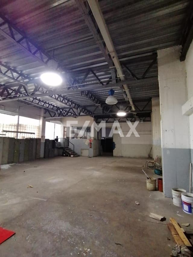 BODEGA COMERCIAL EN RENTA CERCA DE NATIVITAS DEL CARMEN BEINTO JUAREZ