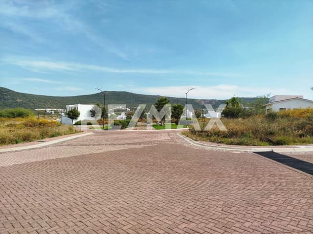 TERRENO EN VENTA CIUDAD MADERAS MONTAÑA, QUERETARO