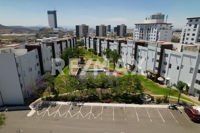 CASA EN VENTA SANTA FE JURIQUILLA