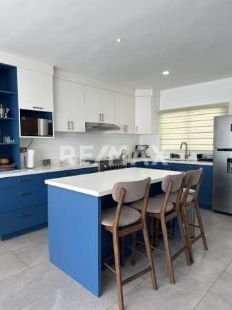 Hermosa casa amueblada en Viñedos del Mar