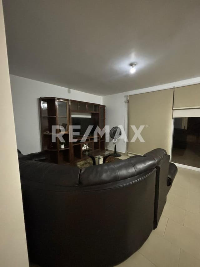 CASA EN RENTA EN LAS LOMAS