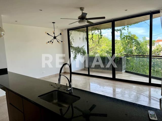 Departamento en Altabrisa en Venta