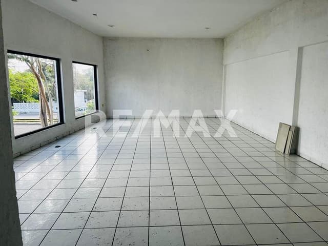 Local en Renta en Mérida muy cerca de TV Azteca.