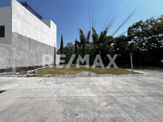 Venta de terreno en Lomas de Cuernavaca, Temixco, Morelos...Clave 5972