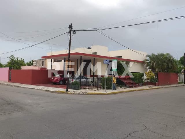 Casa en esquina en la nueva Alemán