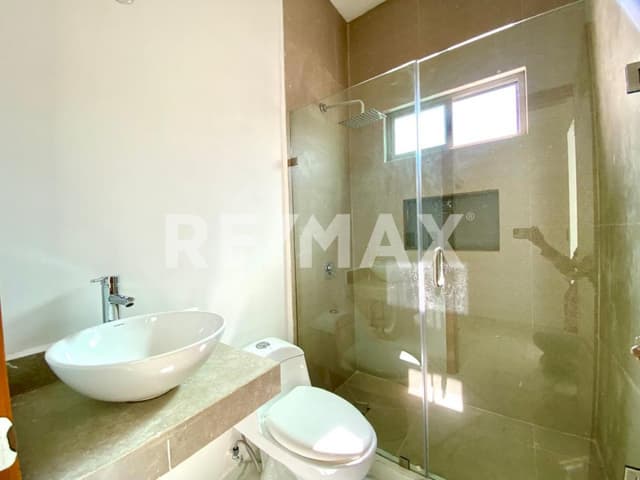 CASA EN VENTA EN QUINTAS LA CIMA