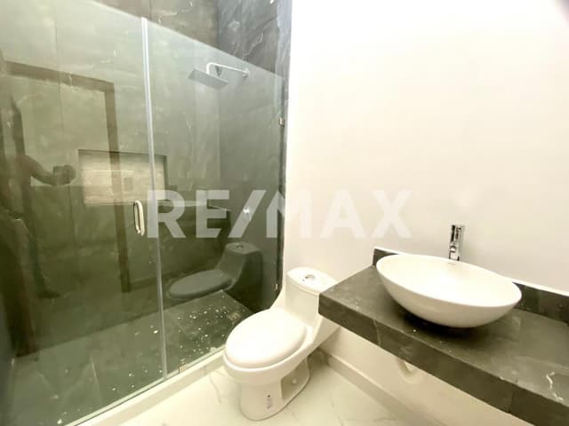 CASA EN VENTA EN QUINTAS LA CIMA