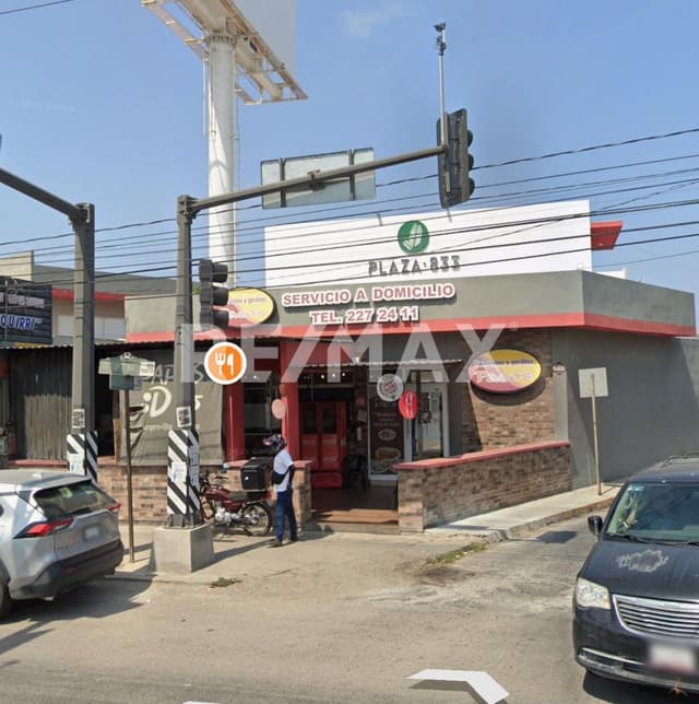 LOCAL EN RENTA Curva Texas